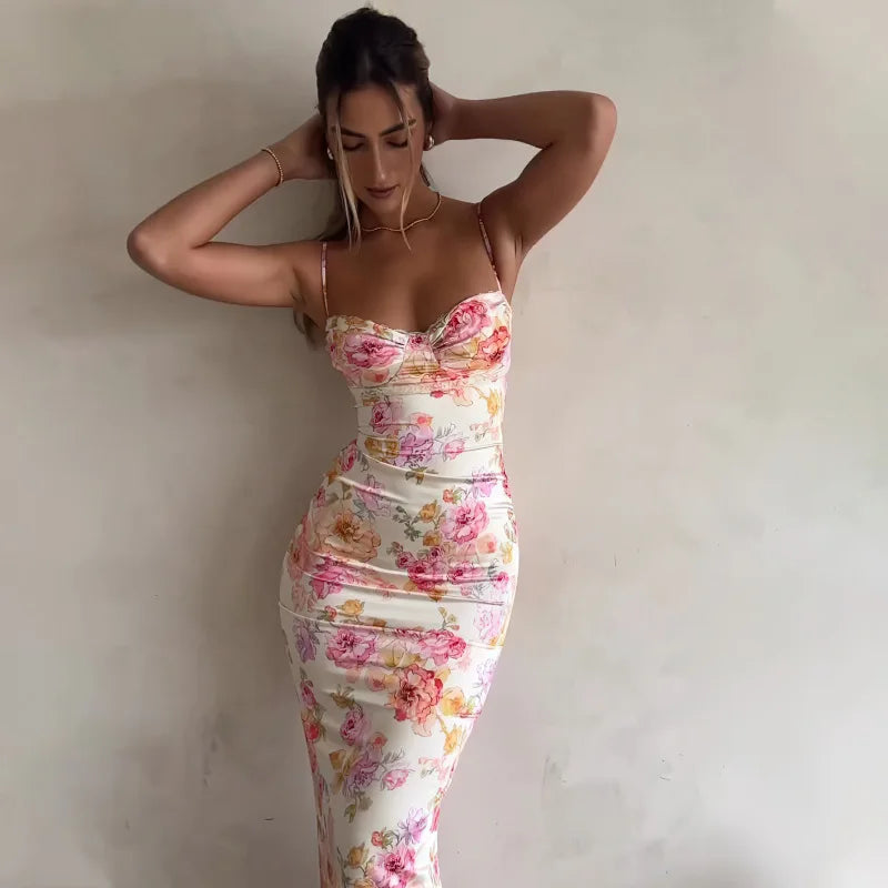 Effie - Enchanting Floral Maxi Dress with Elegant Cut