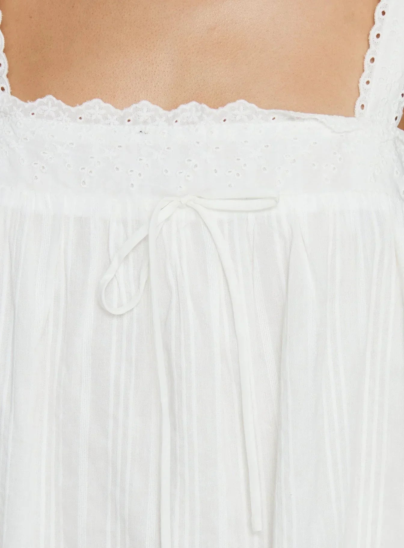 Reason To Stay Lace Trim Floaty Mini Dress White