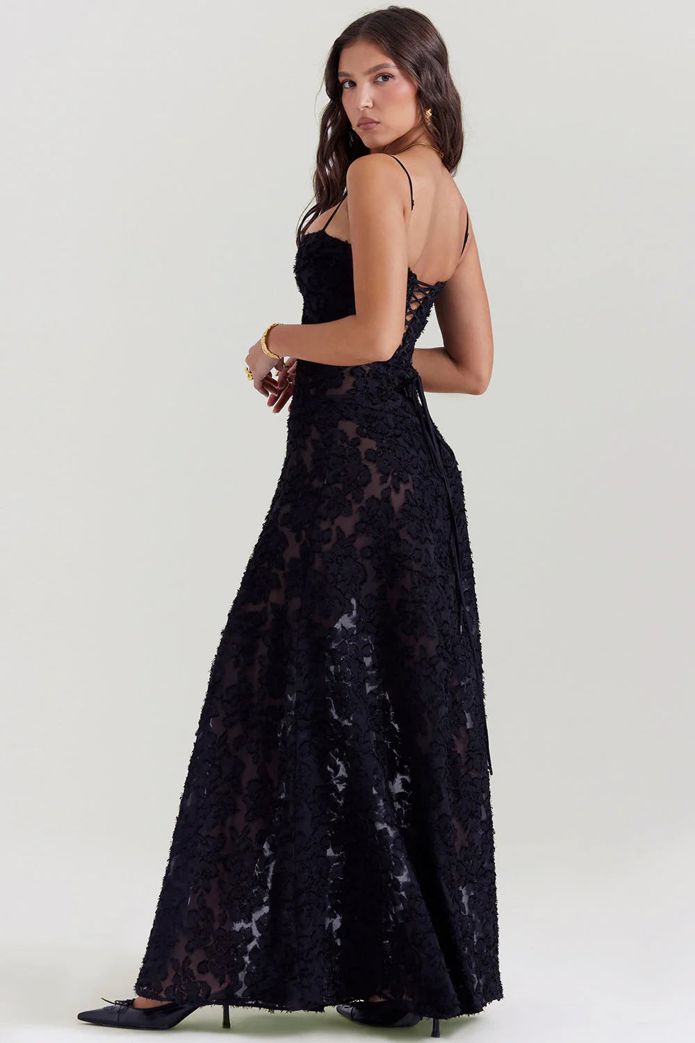 Carmen - Romantic Summer Midi Dress